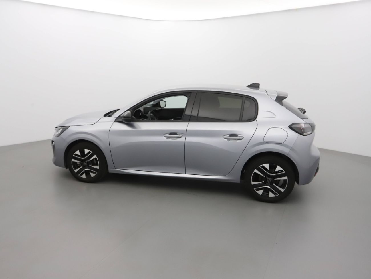 Mandataire PEUGEOT 208 1.2 100CH S&S ALLURE