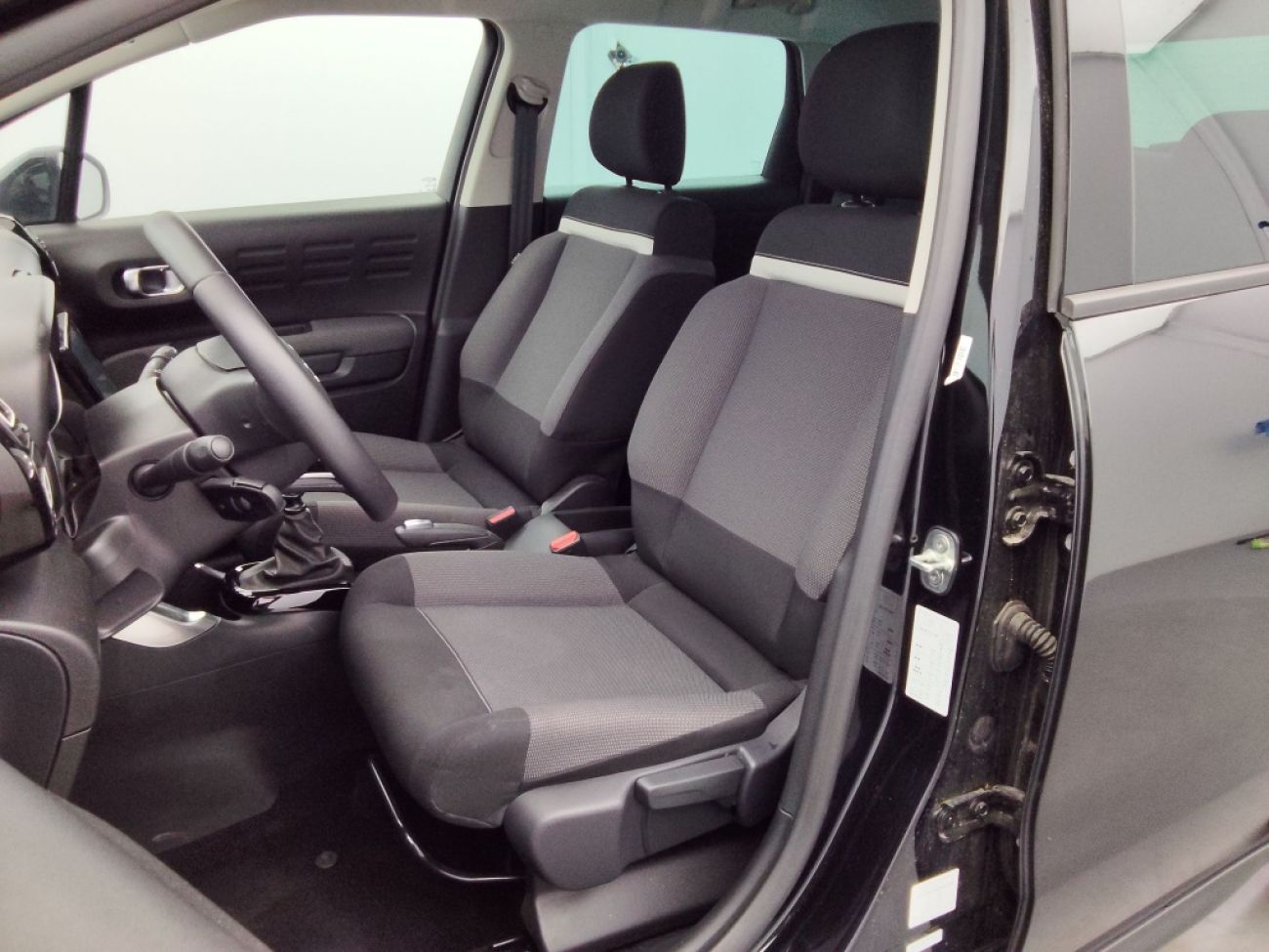 Mandataire Citroën C3 Aircross 1.2 PURETECH 110CH SHINE