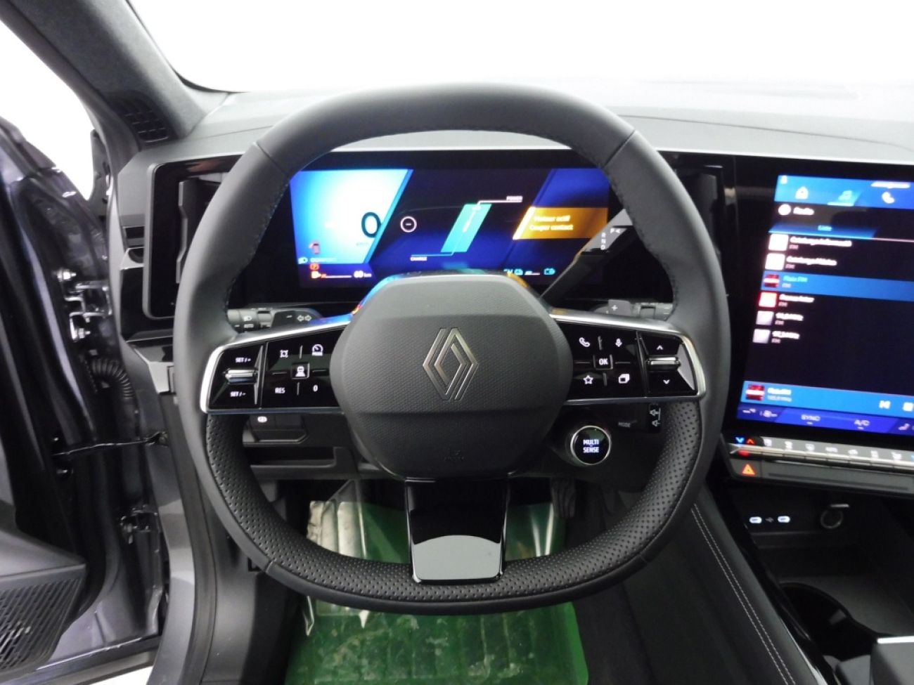 Mandataire RENAULT AUSTRAL 1.2 E-TECH FULL HYBRID 200CH TECHNO - 24