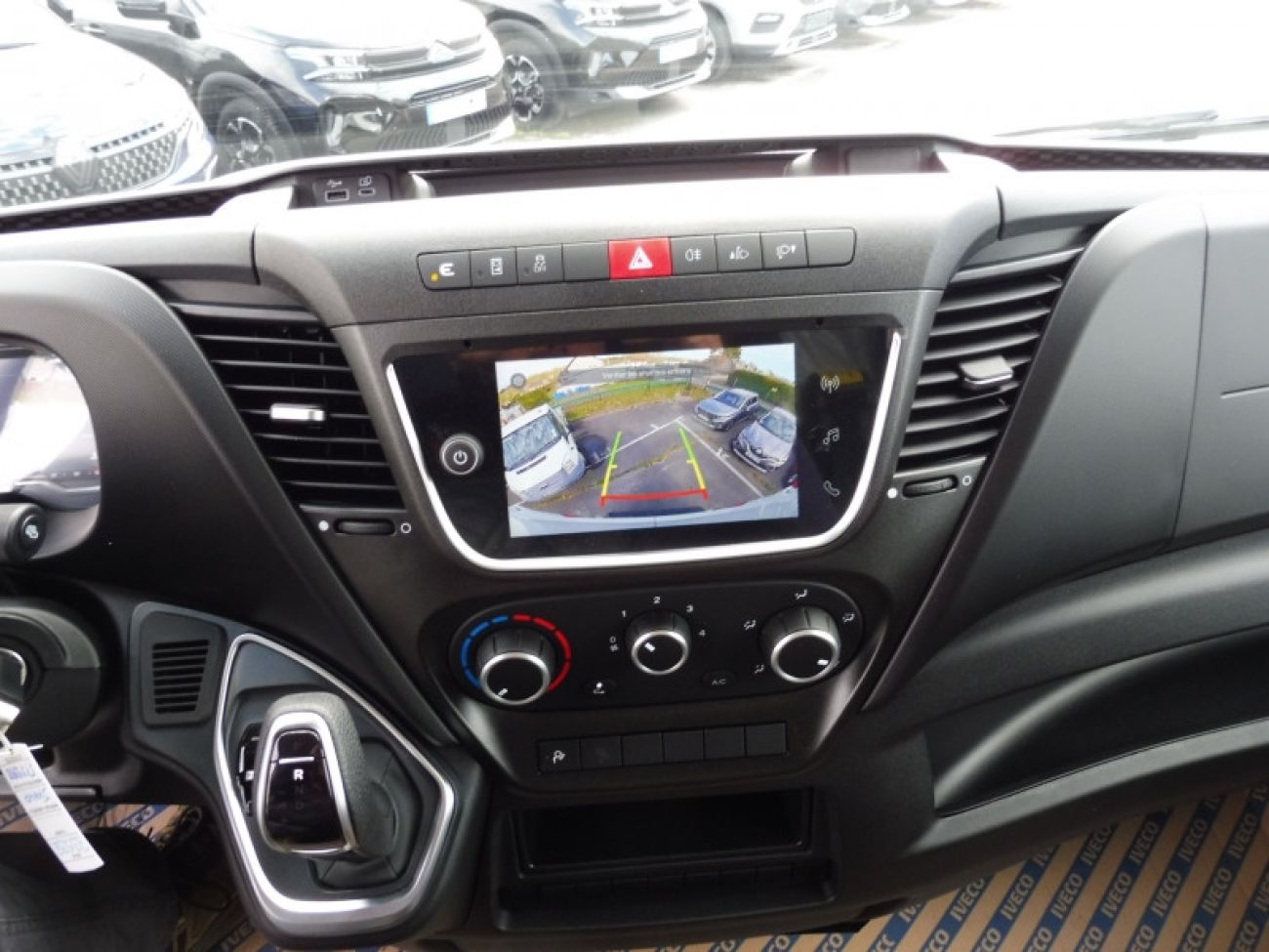 Mandataire IVECO Daily 35S18 3.0 V16 HI-MATIC H2 180CV