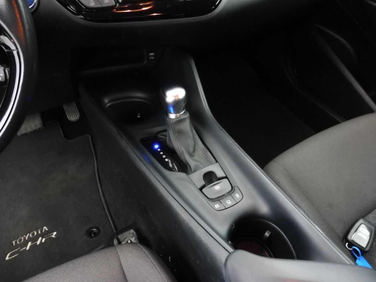 Mandataire TOYOTA C-HR 1.8 E-CVT 125Hcomfort