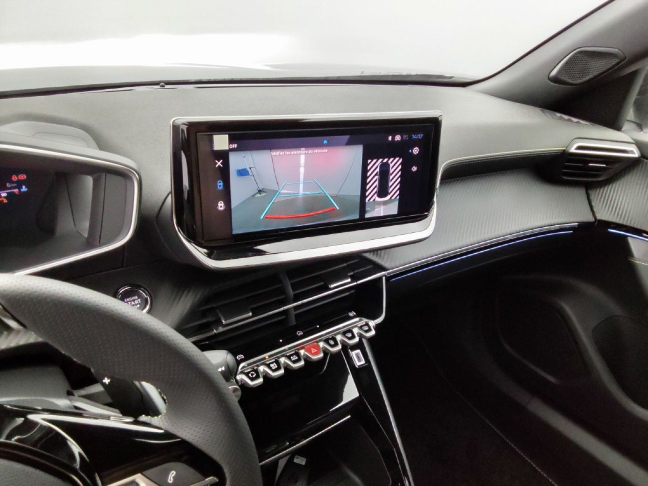 Mandataire PEUGEOT 2008 1.2 HYBRID 136CH GT E-DCS6