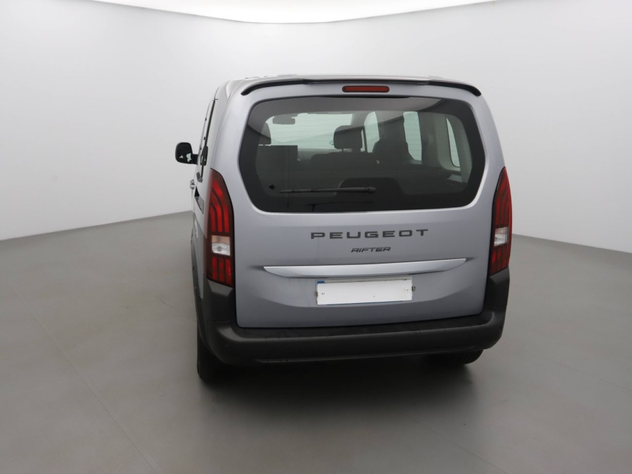 Mandataire PEUGEOT RIFTER TAILLE M - 1.5 BLUEHDI 100CH S&S ALLURE 5 PLACES