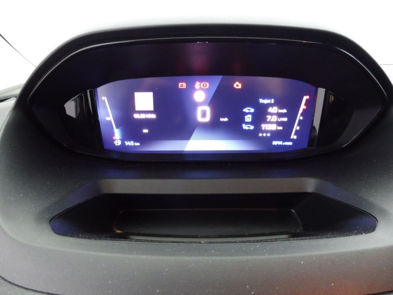 Mandataire PEUGEOT RIFTER TAILLE M - 1.5 BLUEHDI 100CH S&S ALLURE 5 PLACES