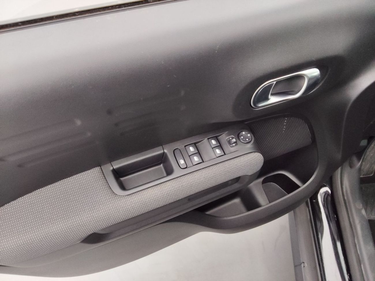 Mandataire Citroën C3 Aircross 1.2 PURETECH 110CH SHINE