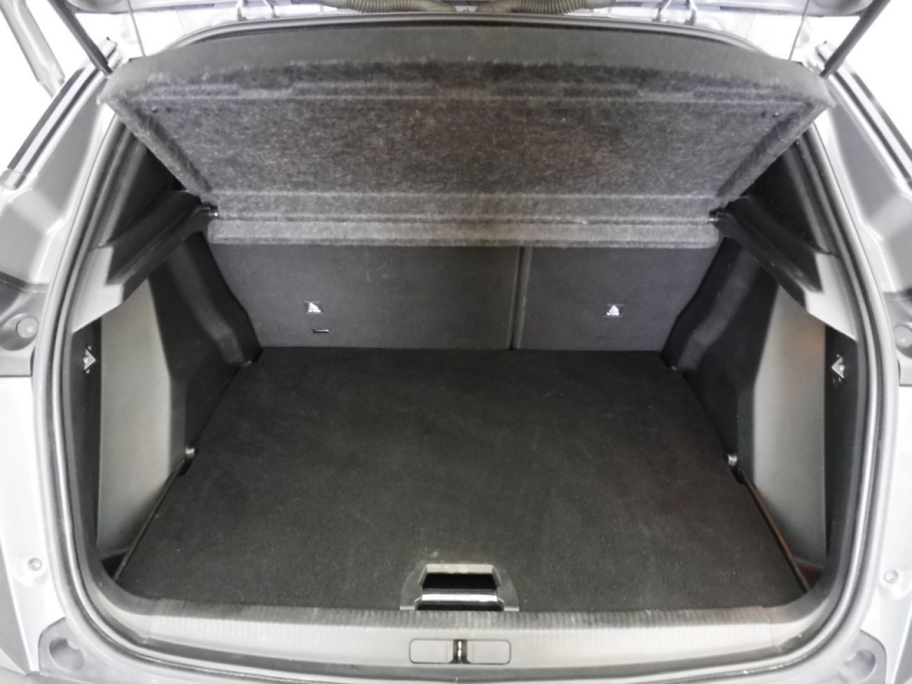 Mandataire PEUGEOT 2008 1.2 100CH S&S ALLURE