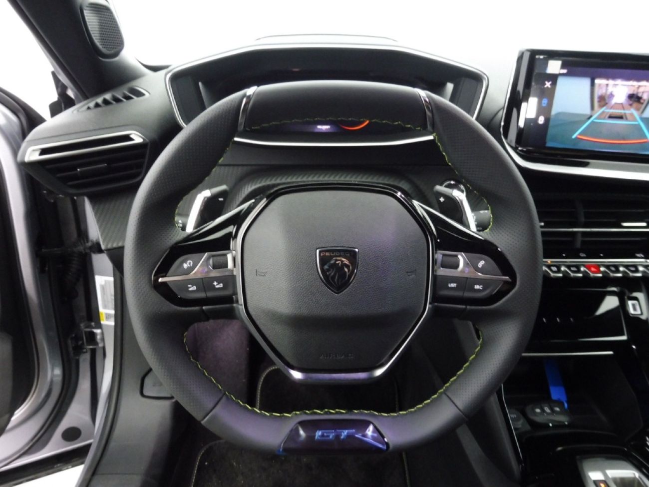 Mandataire PEUGEOT 2008 1.2 HYBRID 136CH GT E-DCS6
