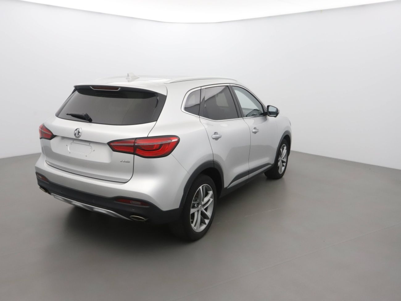 Mandataire MG HS 1.5 T-GDI 162 AT luxury