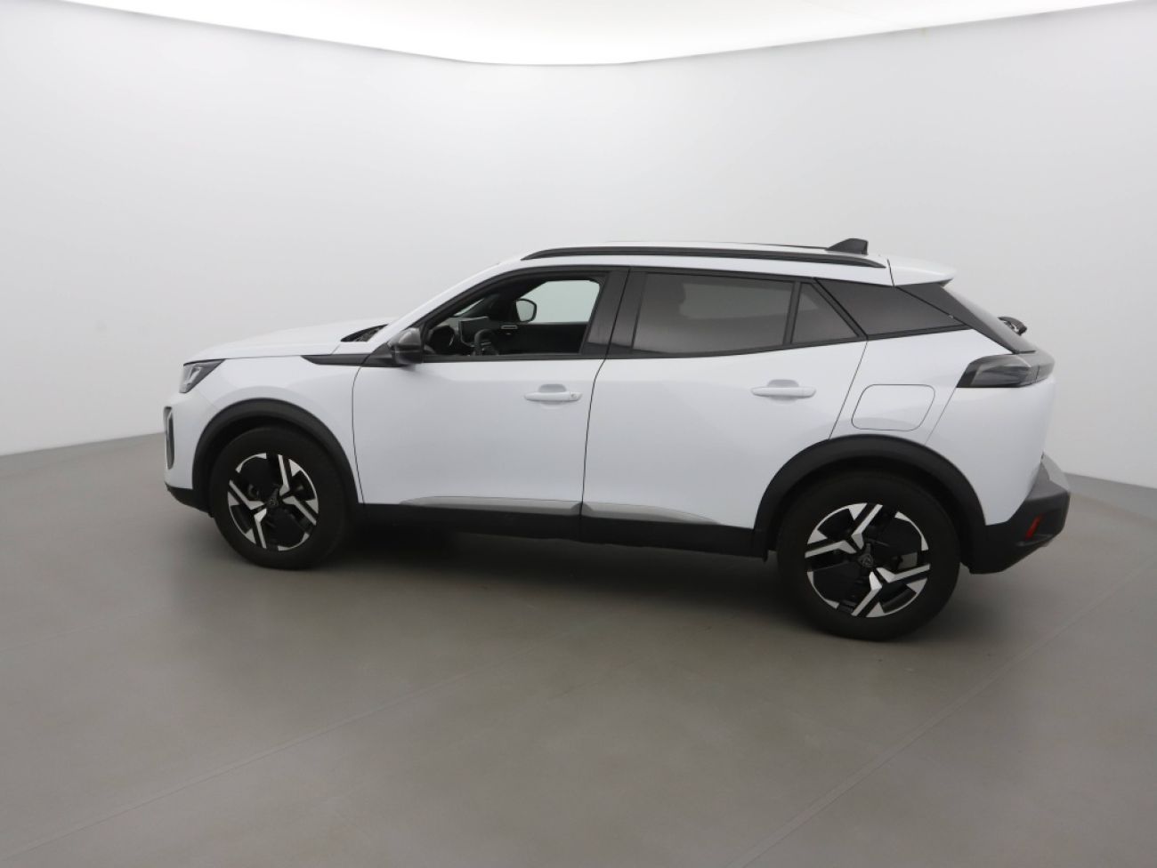 Mandataire PEUGEOT 2008 1.2 PURETECH 130CH S&S ALLURE EAT8
