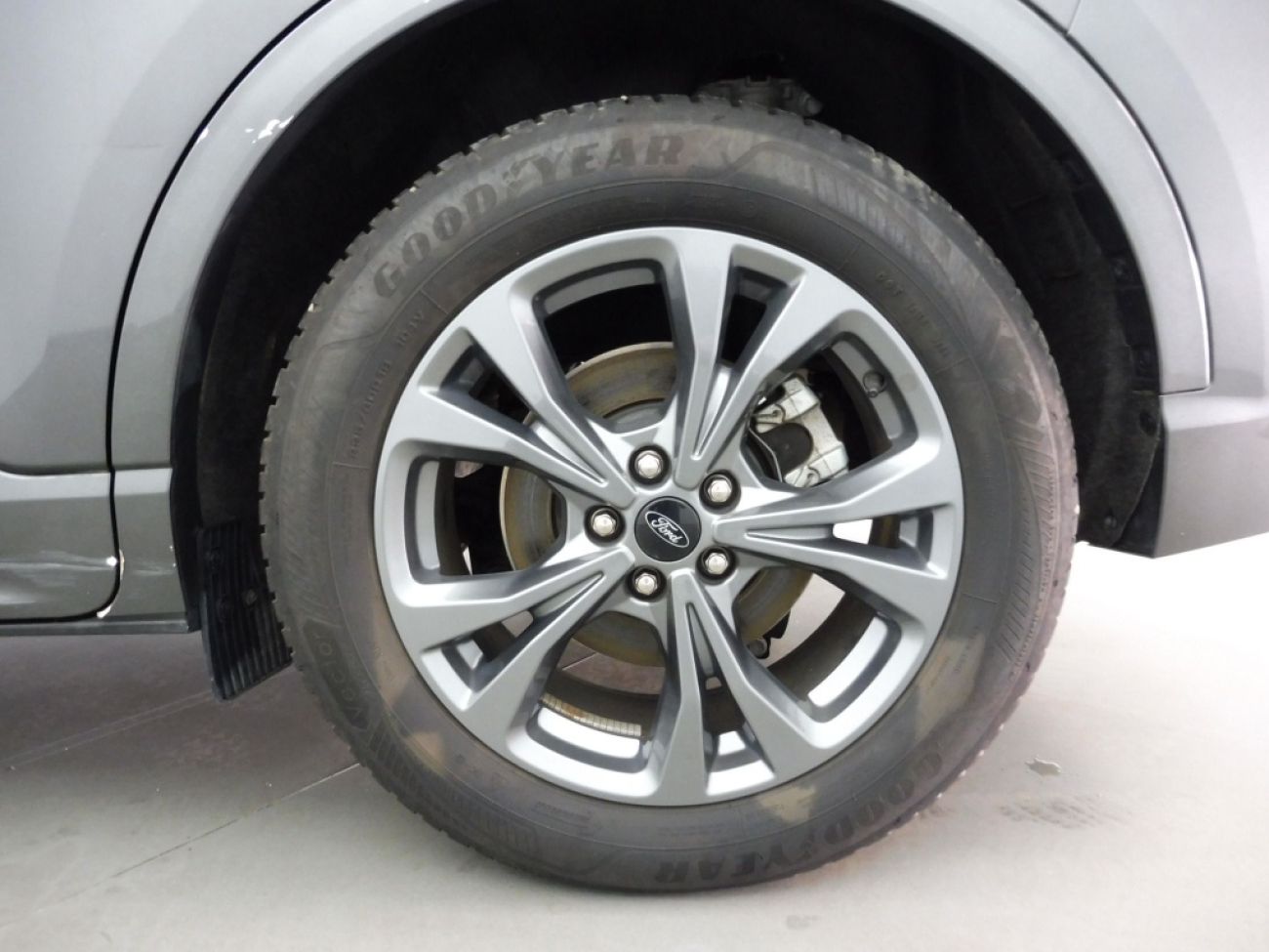 Mandataire Ford KUGA 2.0 TDCI 120CH ST-LINE POWERSHIFT