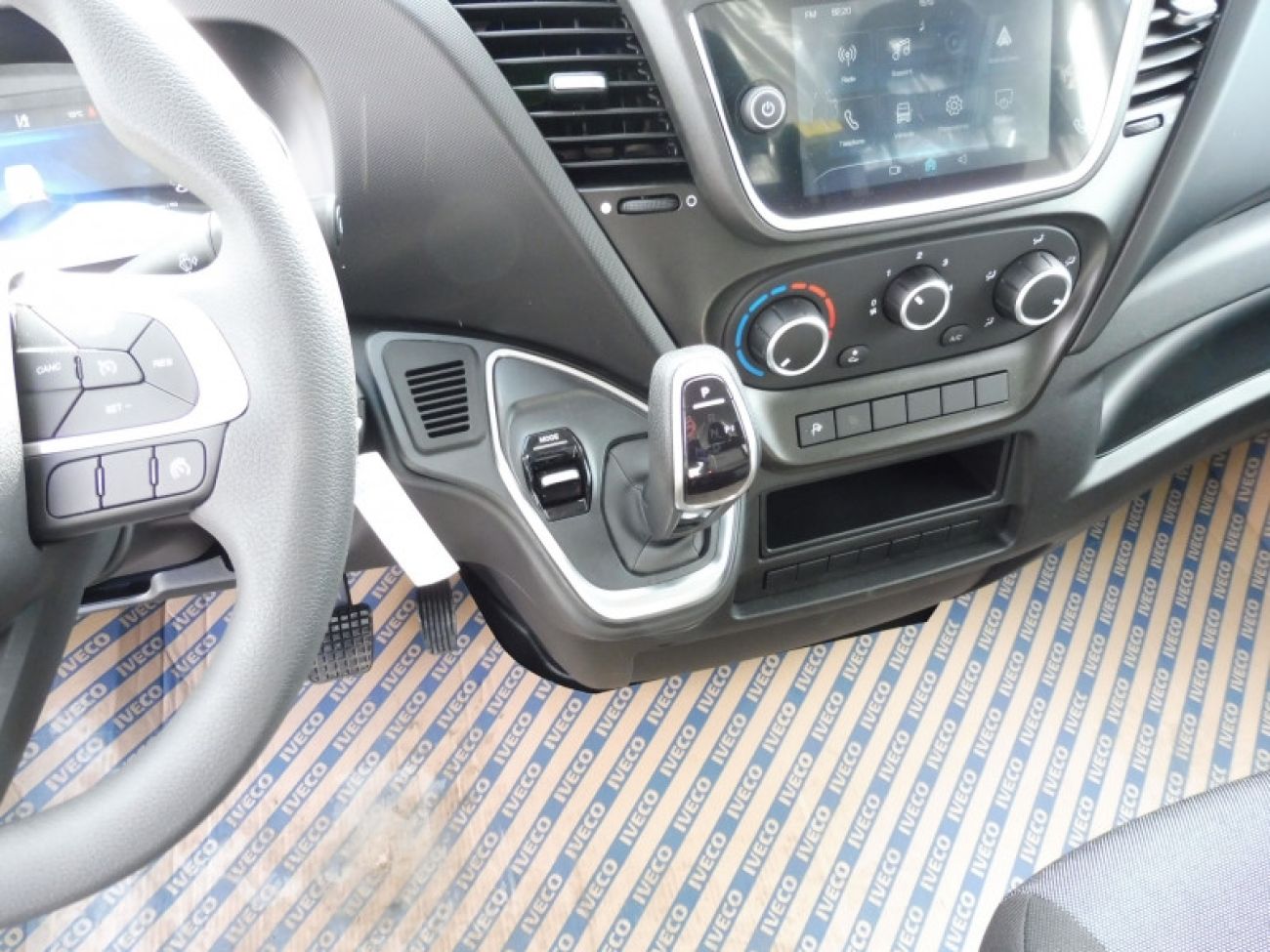 Mandataire IVECO Daily 35S18 3.0 V16 HI-MATIC H2 180CV