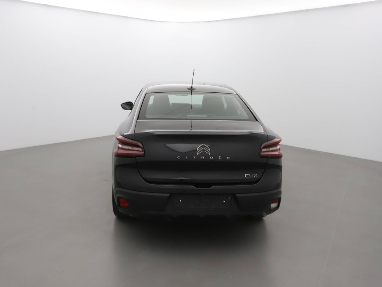 Mandataire Citroën C4 X 1.2 PURETECH 100 FEEL