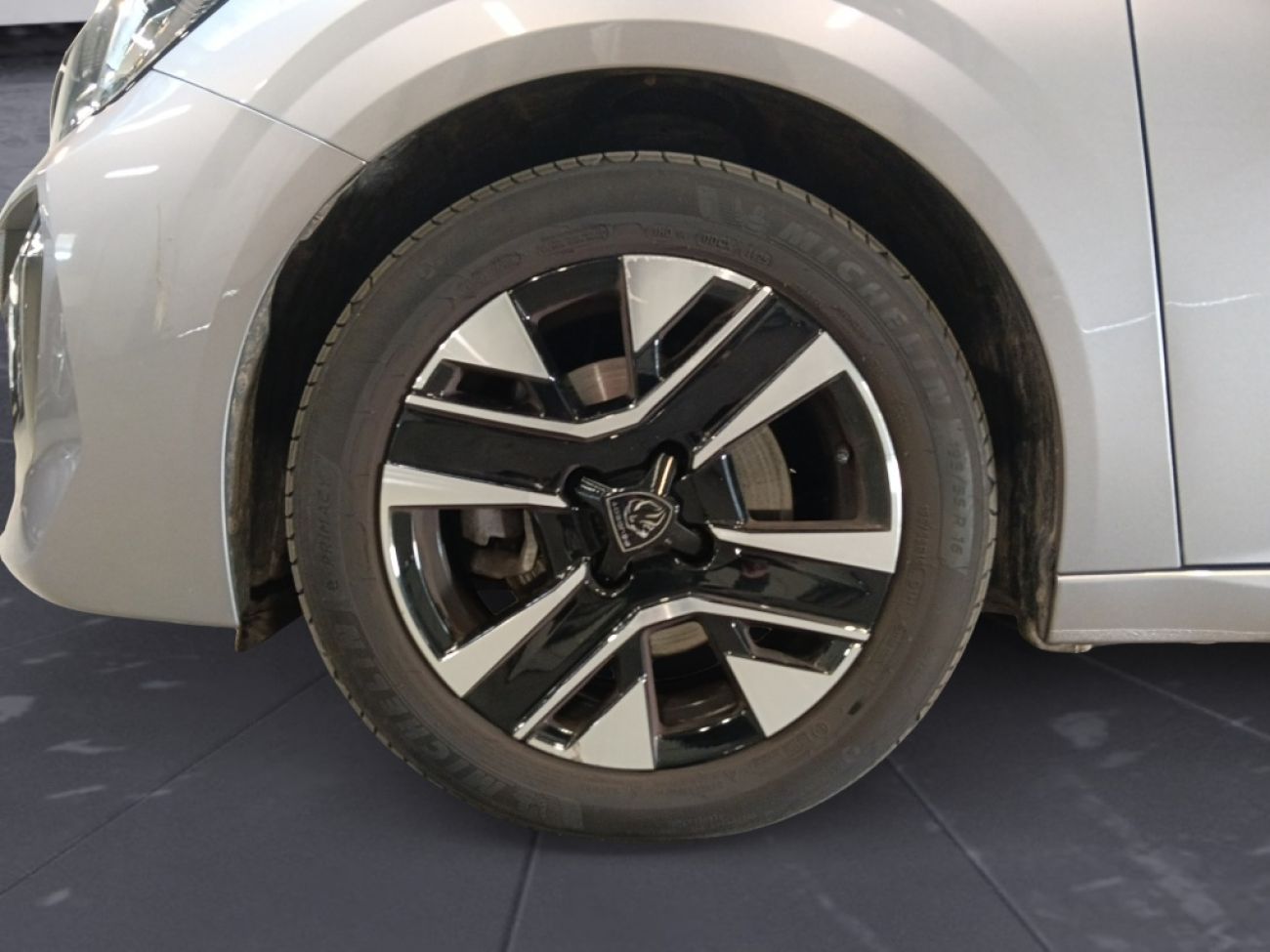 Mandataire PEUGEOT 208 1.2 100CH S&S ALLURE