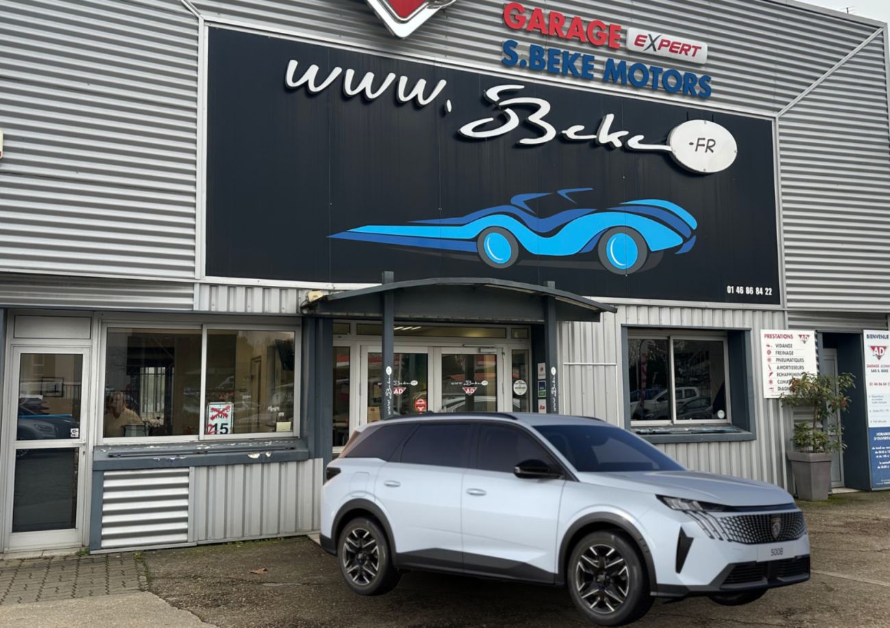 Mandataire PEUGEOT 5008 Hybrid 145 ch e-DCS6 Allure