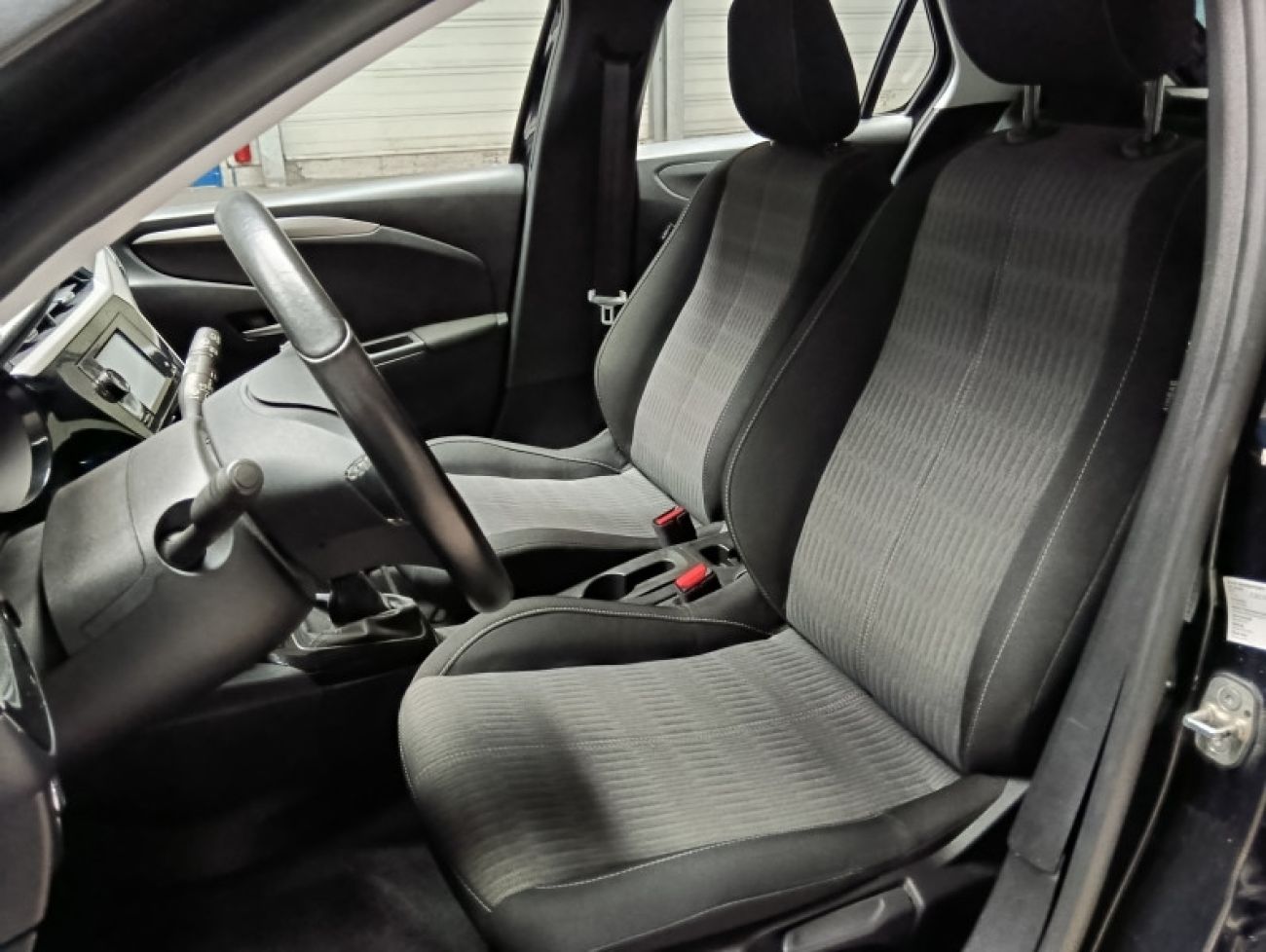 Mandataire Opel Corsa 1.2 100 EDITION