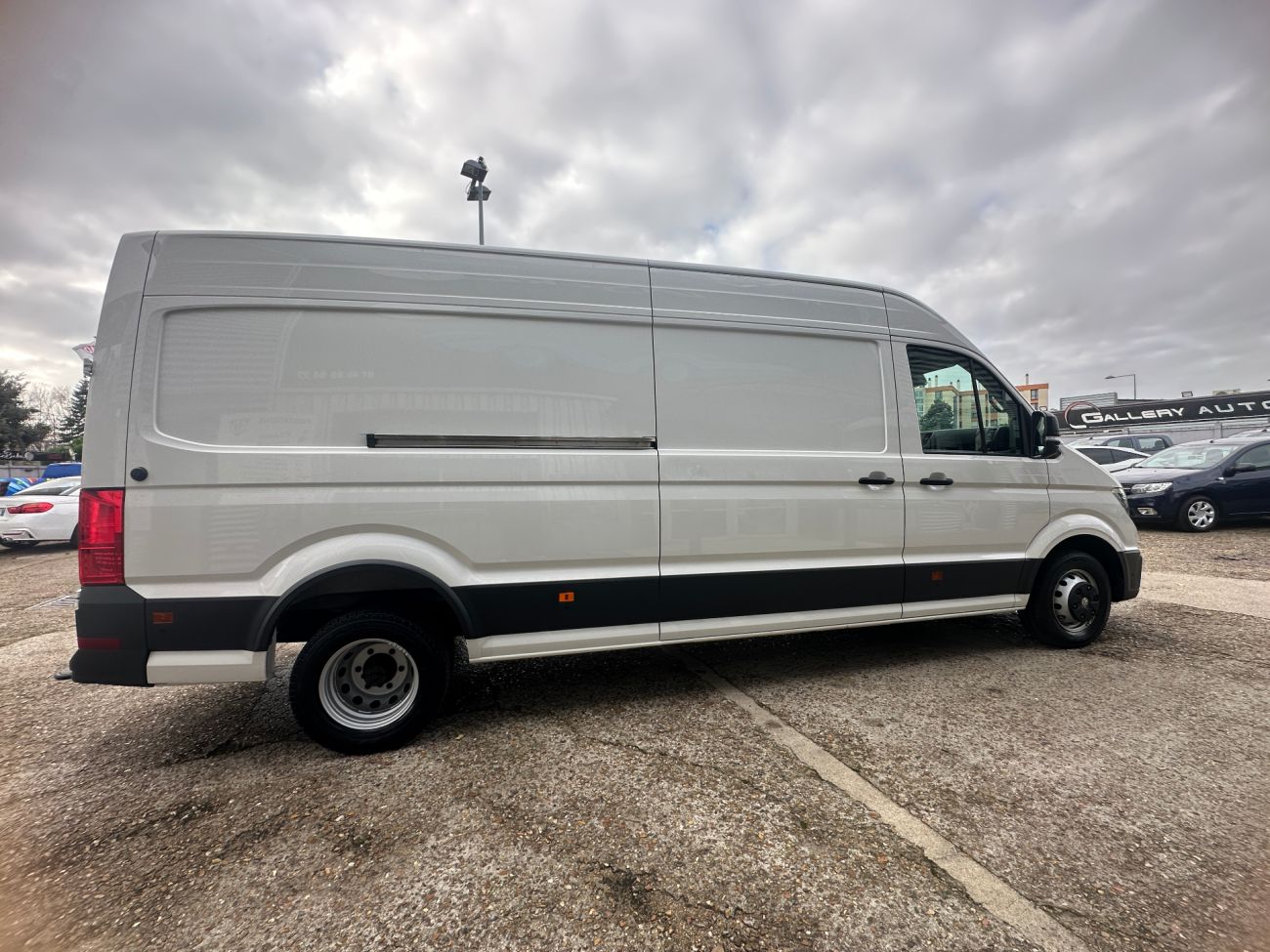 Mandataire VOLKSWAGEN CRAFTER VAN PROPULSION RJ 35 L4H3 2.0 TDI 177 CH BVA BUSINESS LINE ROUES JUMELEES