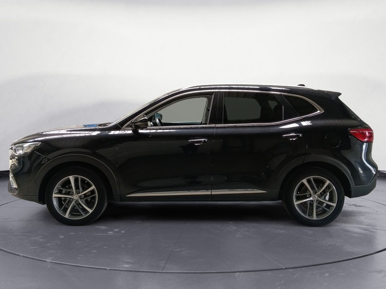Mandataire MG HS 1.5 T-GDI 162 AT luxury