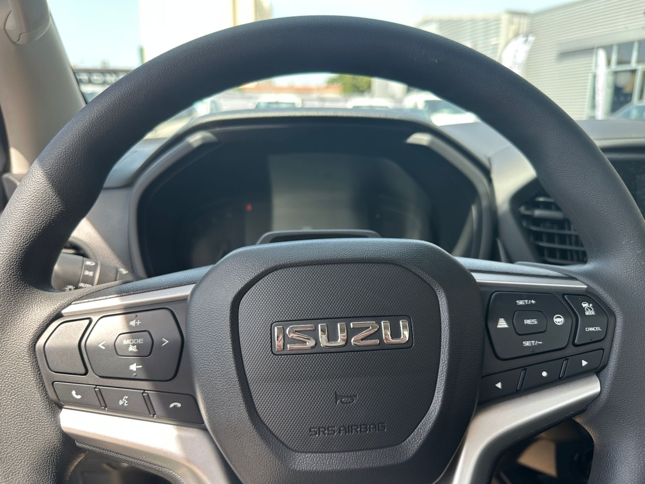 Mandataire ISUZU D-MAX NOUVEAU SINGLE 2.2L B-STRONG