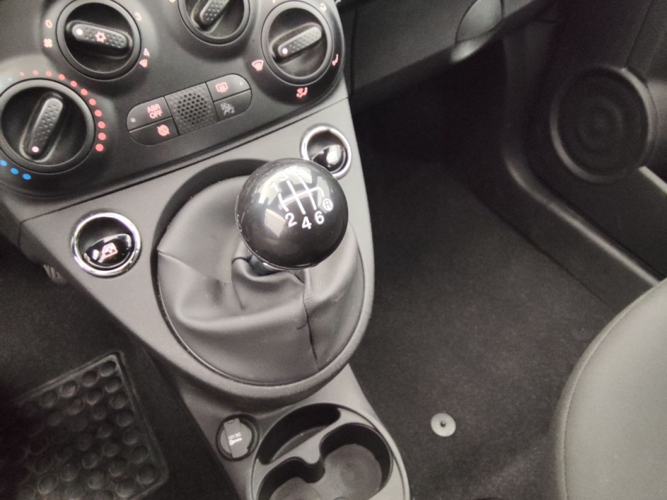 Mandataire FIAT 500C 1.0 70CH BSG SERIE 1