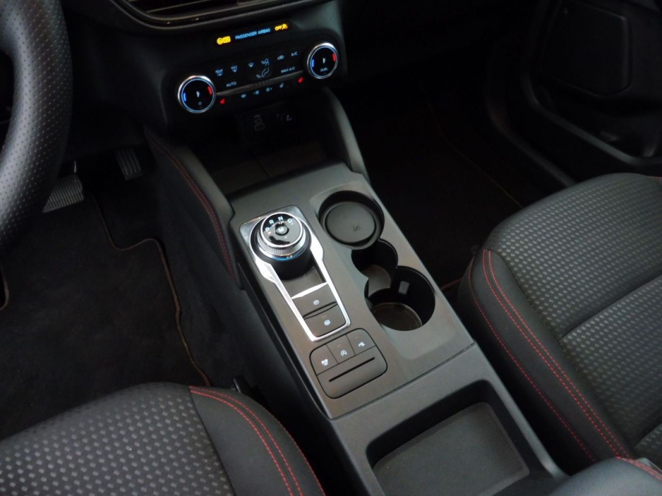 Mandataire Ford KUGA 2.0 TDCI 120CH ST-LINE POWERSHIFT