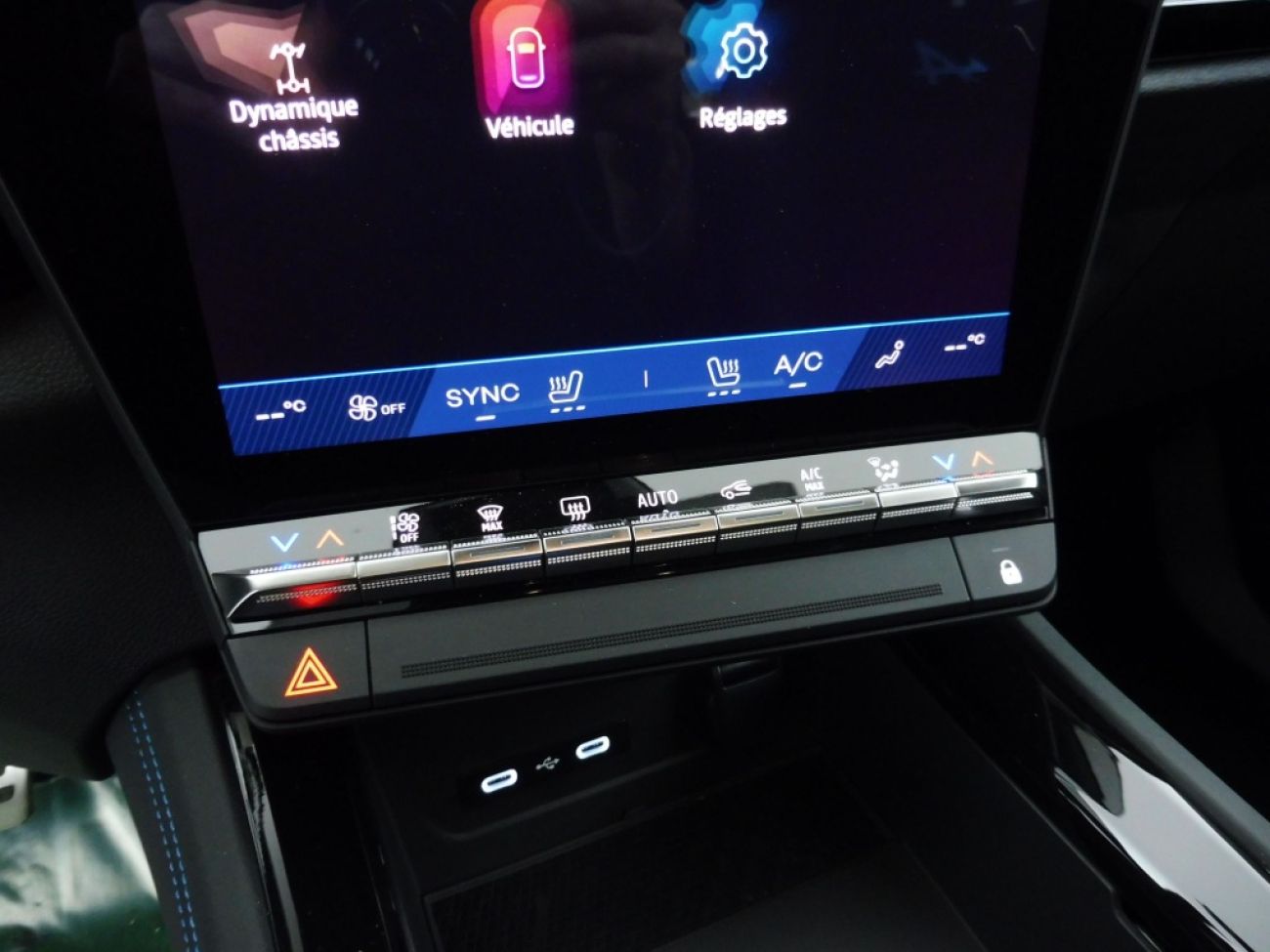 Mandataire RENAULT Rafale 1.2 E-TECH FULL HYBRID 200CH ESPRIT ALPINE - 25