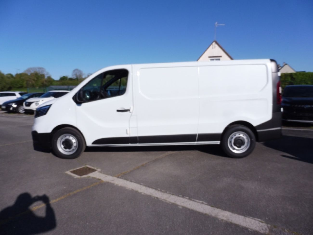 Mandataire RENAULT Trafic L2H1 3T 2.0 BLUE DCI 150CH ADVANCE EDC -24