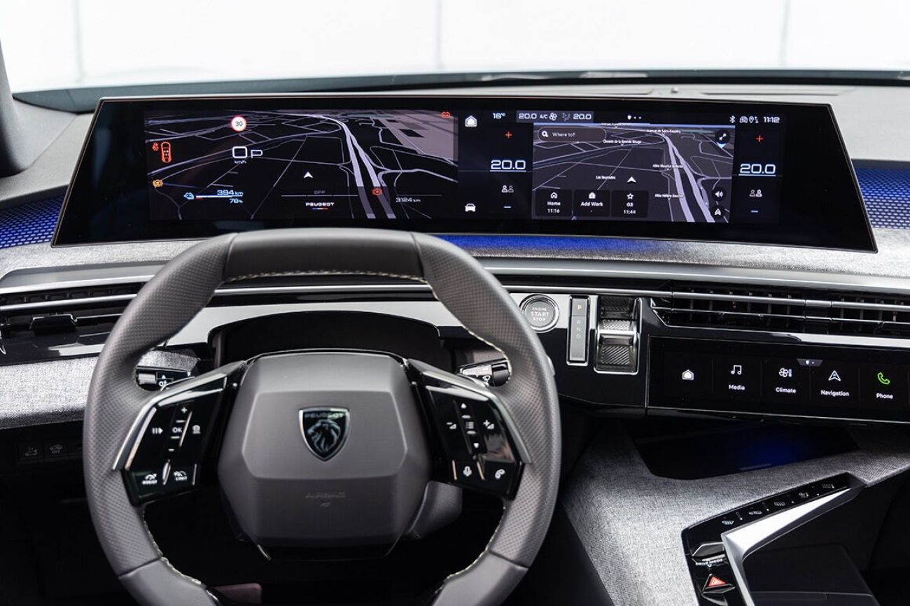 Mandataire PEUGEOT E-3008 NOUVEAU E-3008 ELECTRIQUE 210 EXCLUSIF GT