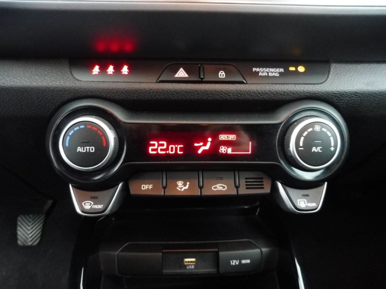 Mandataire Kia Stonic 1.0 T-GDI 100lx urban