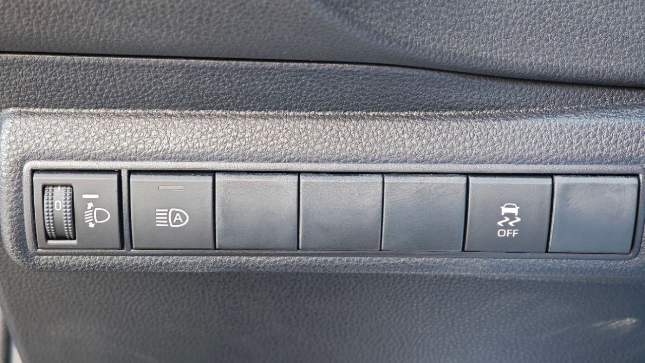 Mandataire TOYOTA COROLLA HYBRIDE MY20 122h Design TOIT OUVRANT 1ERE MAIN