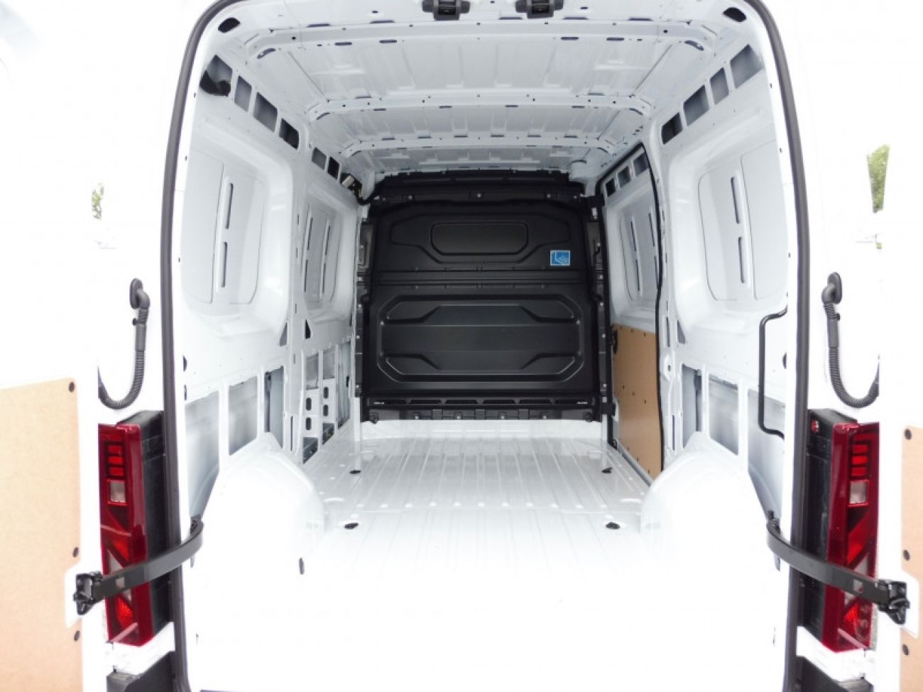 Mandataire RENAULT MASTER IV FG F3500 L2H2 2.0 BLUE DCI 170CH EXTRA