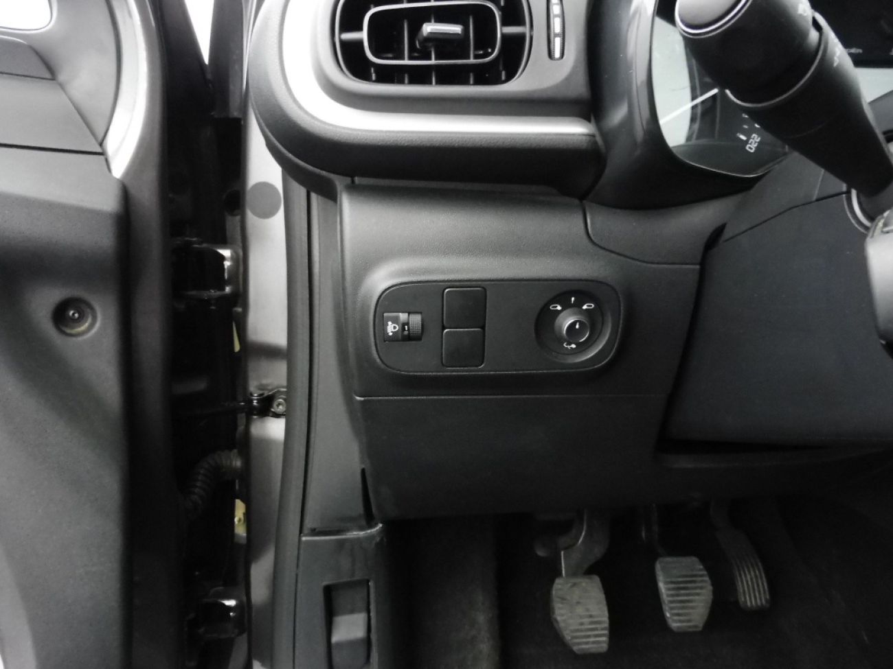 Mandataire Citroën C3 1.5 BLUEHDI 100CH S&S PLUS