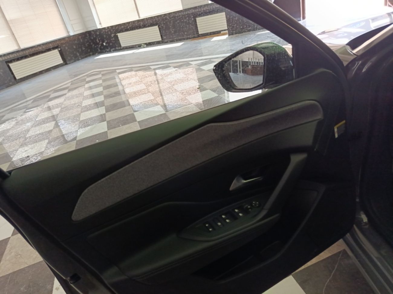 Mandataire PEUGEOT 308 NV 1.5 BLUEHDI 130CH S&S ALLURE EAT8