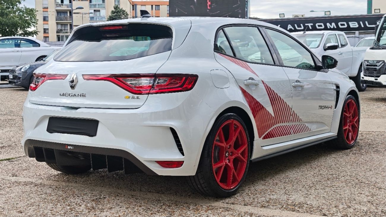 Mandataire RENAULT MEGANE IV BERLINE TCe 300 RS Trophy-R #218