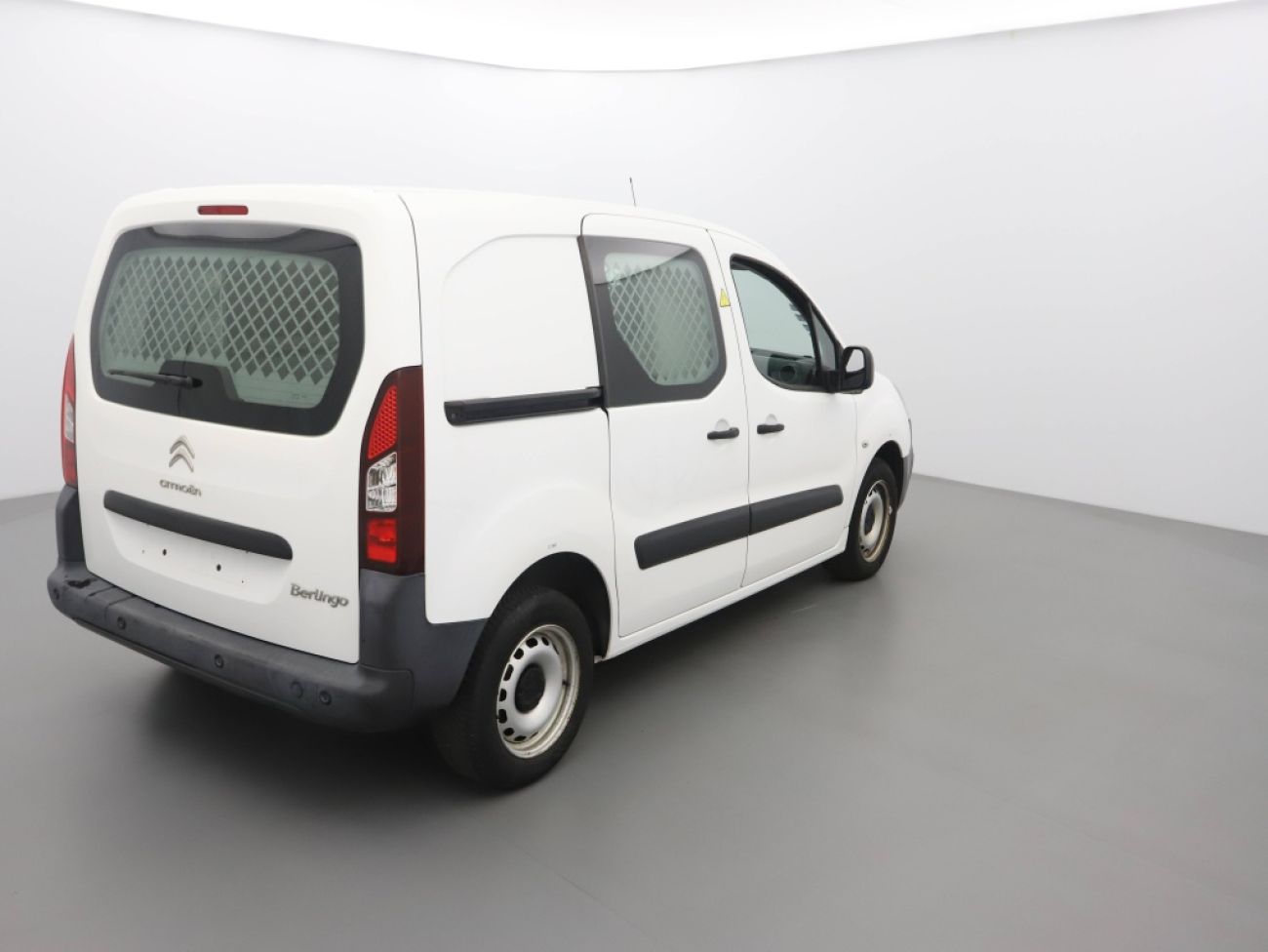Mandataire Citroën Berlingo BLUEHDI 75CH CLUB