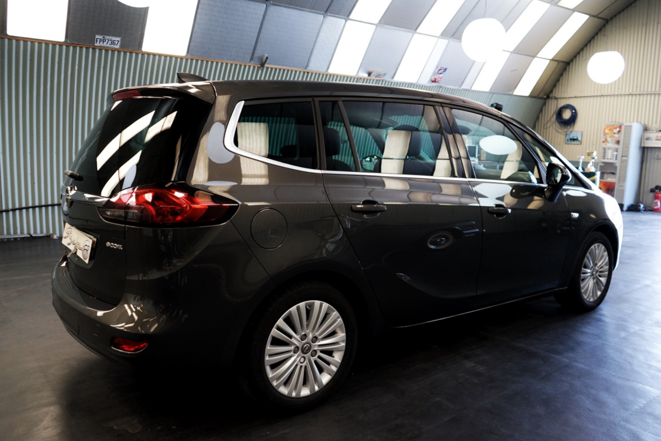 Mandataire Opel ZAFIRA TOURER 1.6 CDTI 136 ch Start/Stop EcoFlex Cosmo Pack 7 PLACES
