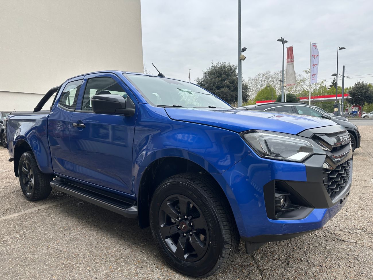 Mandataire ISUZU D-MAX N60 SPACE CAB 1.9 164 CH 4X4 A/T NITRO SPORT