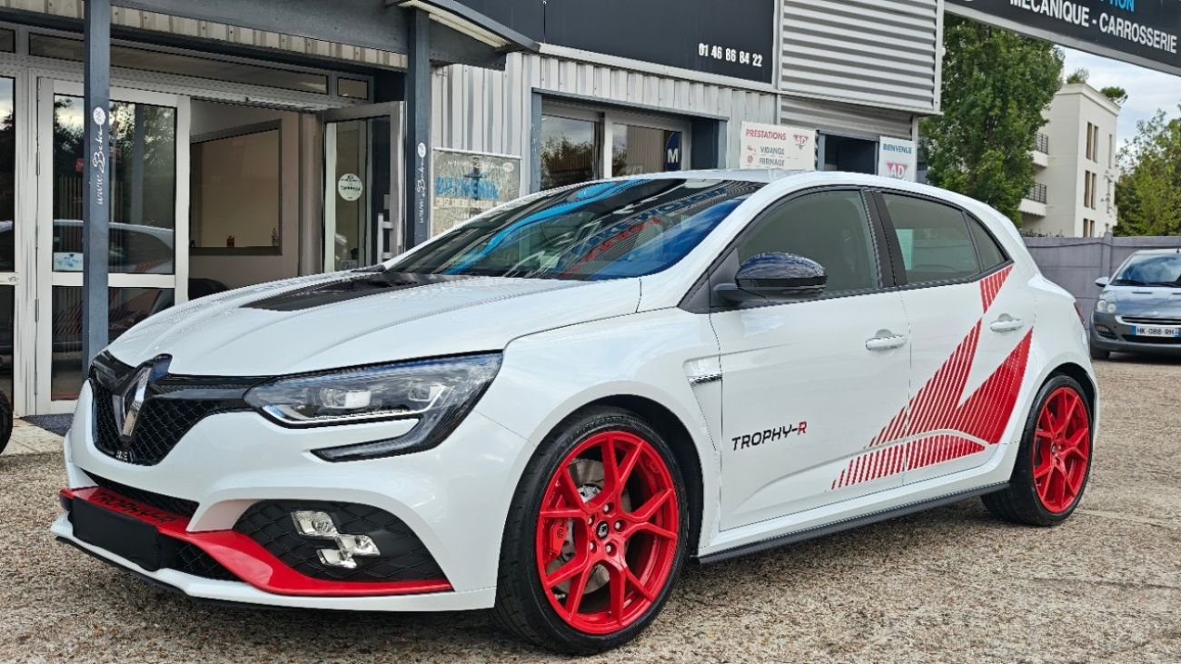 Mandataire RENAULT MEGANE IV BERLINE TCe 300 RS Trophy-R #218