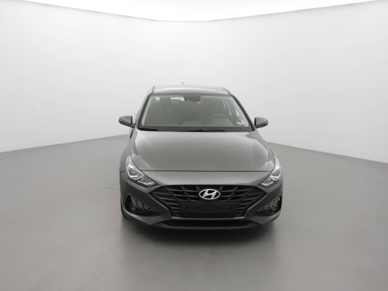Mandataire Hyundai i30 1.5 DPI 110-