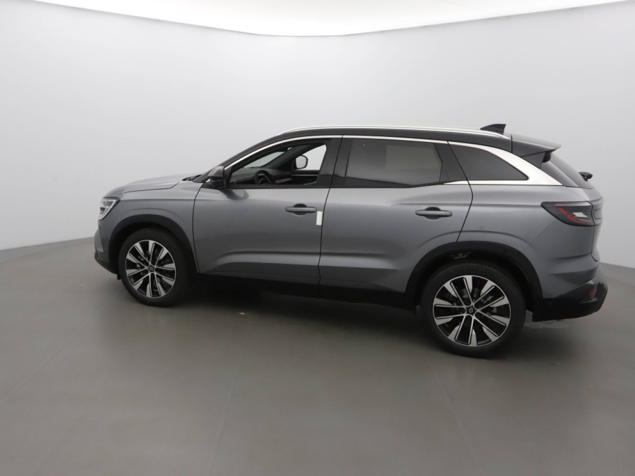 Mandataire RENAULT AUSTRAL 1.2 E-TECH FULL HYBRID 200CH TECHNO - 24