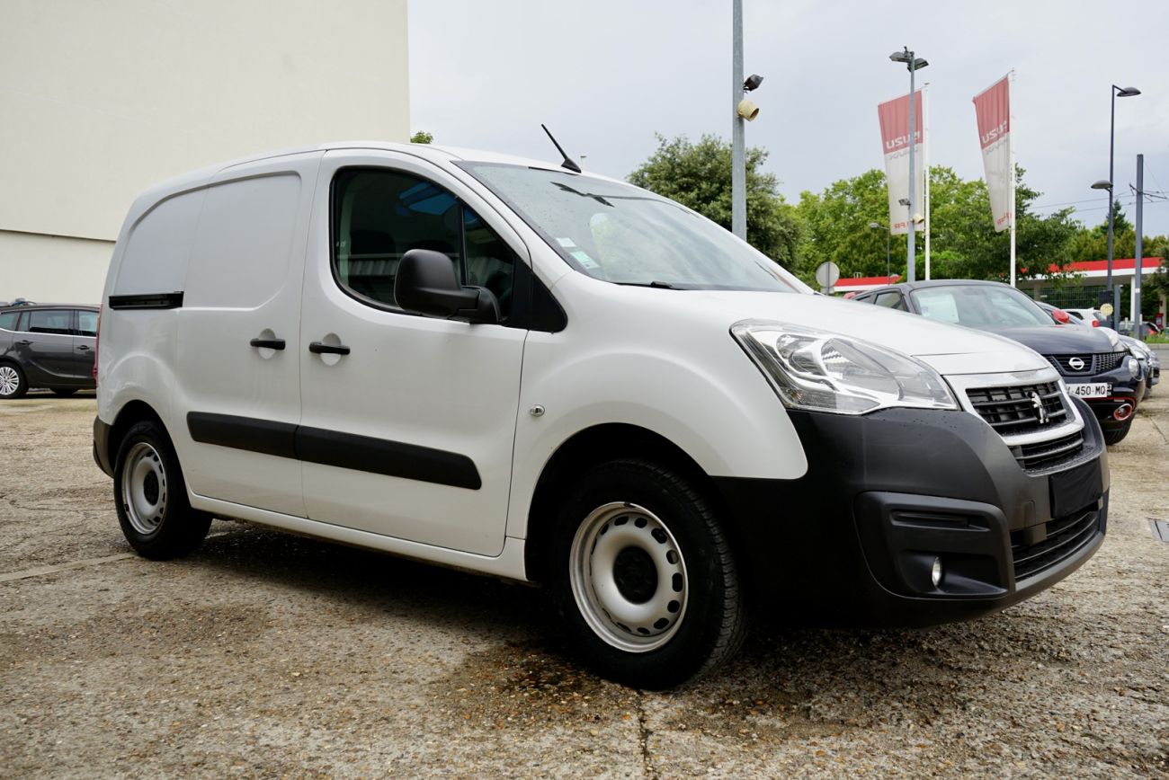 Mandataire PEUGEOT PARTNER FOURGON STANDARD 1.6 BLUEHDI 75 BVM5 PREMIUM PACK