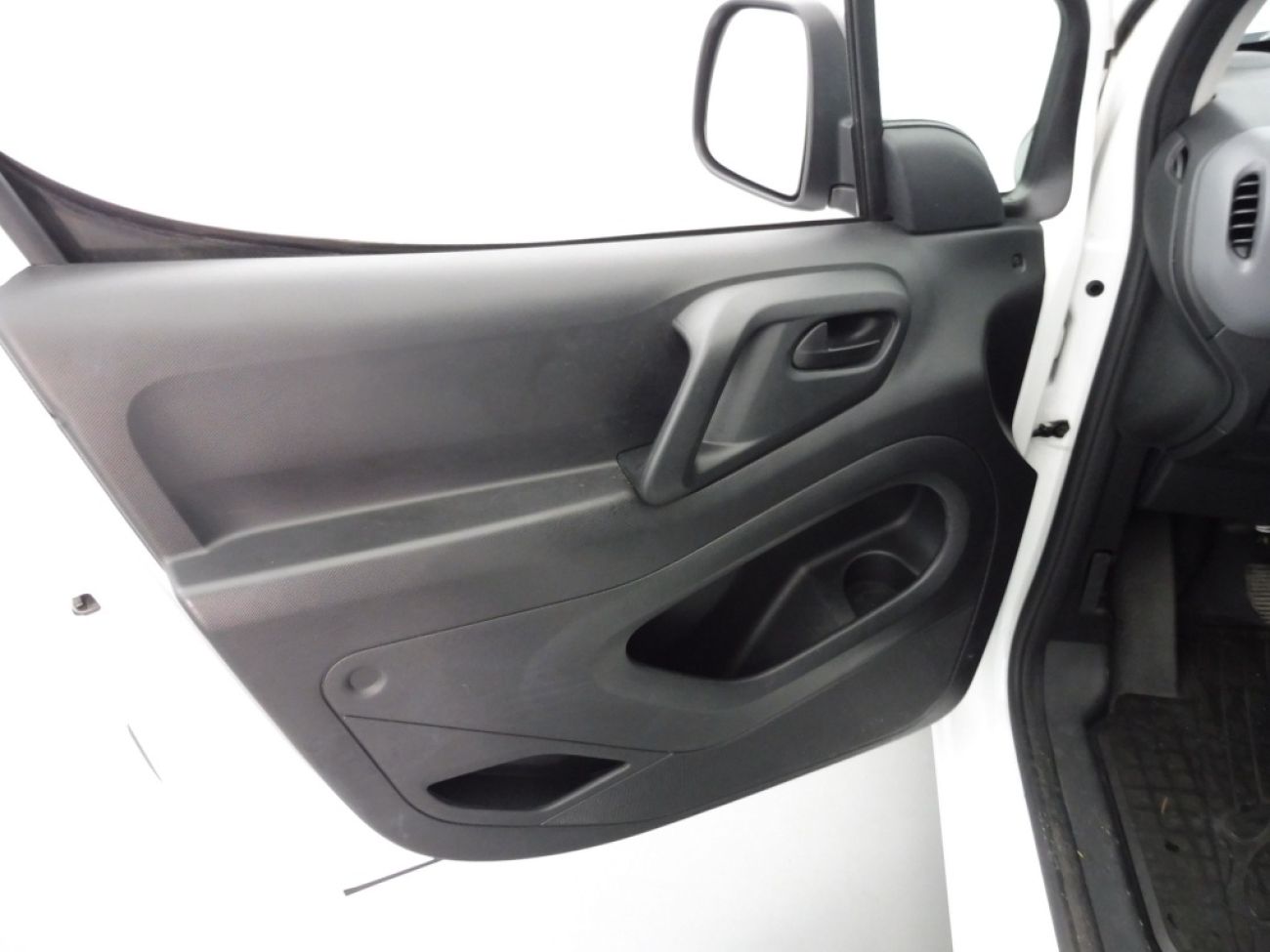 Mandataire Citroën Berlingo BLUEHDI 75CH CLUB
