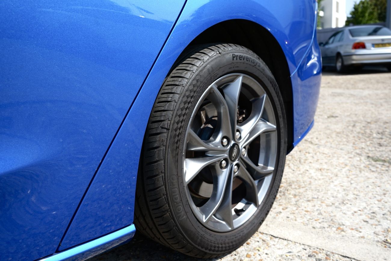 Mandataire Ford FOCUS SW 1.0 EcoBoost 125 S&S ST Line