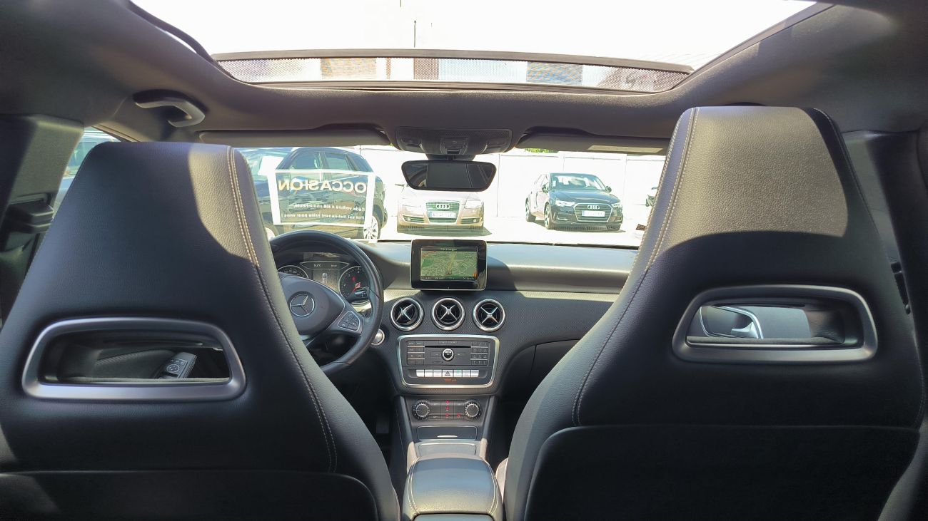 Mandataire MERCEDES CLASSE A 200 d 7G-DCT Sport Edition TOIT OUVRANT