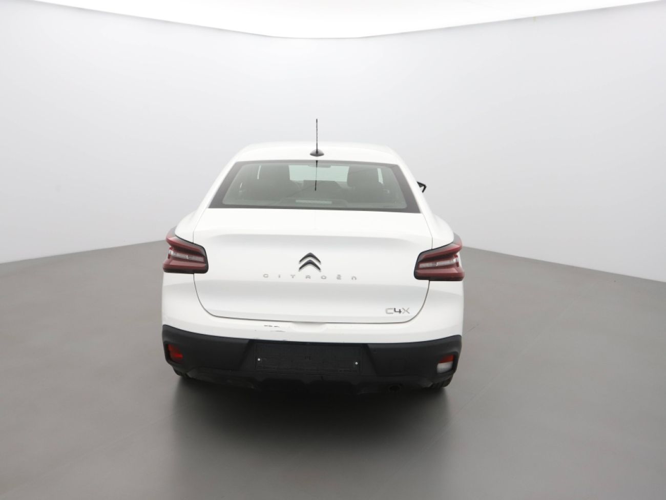 Mandataire Citroën C4 X 1.2 PURETECH 100 FEEL