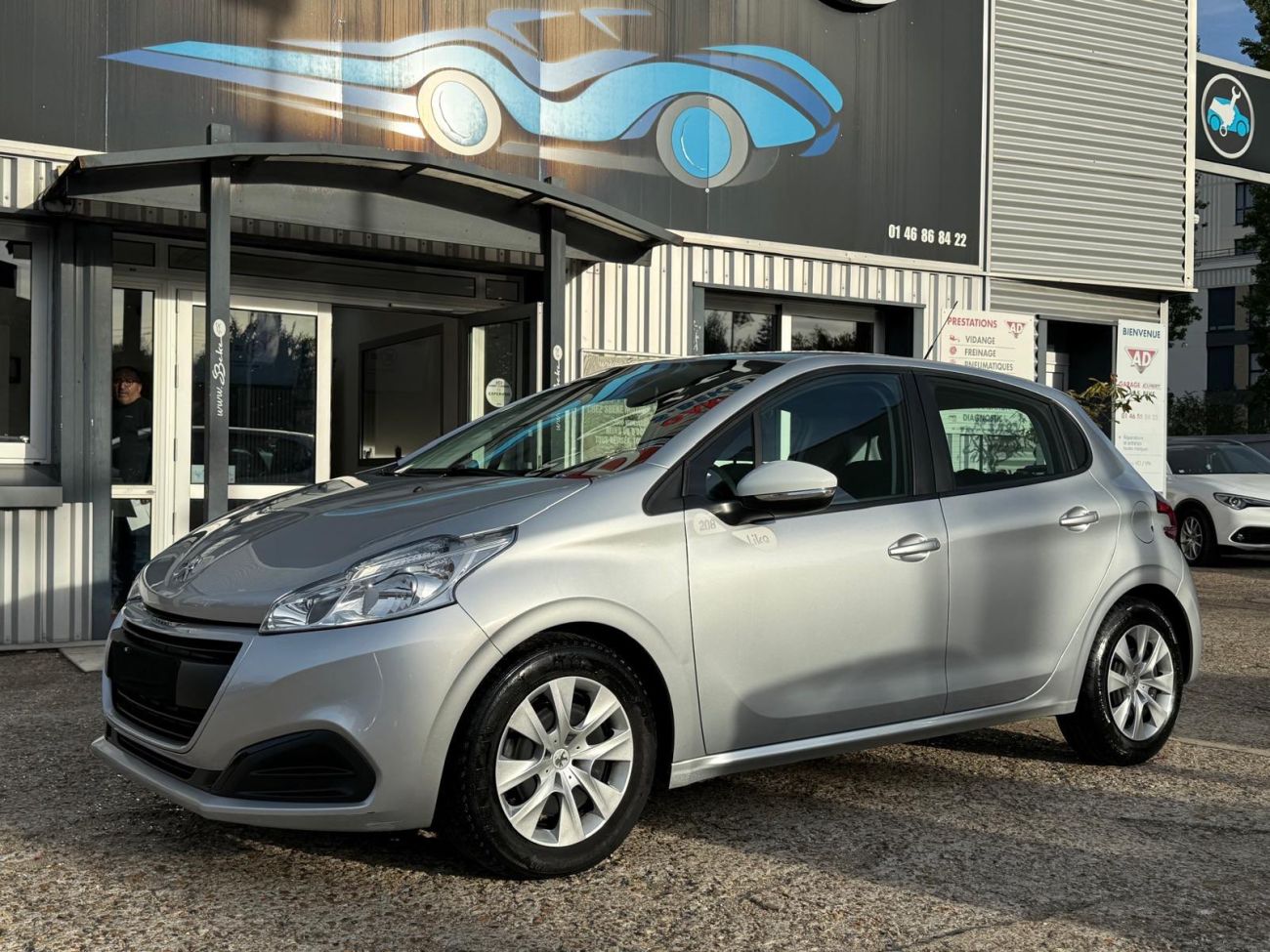 Mandataire PEUGEOT 208 1.2 PureTech 68ch BVM5 Like