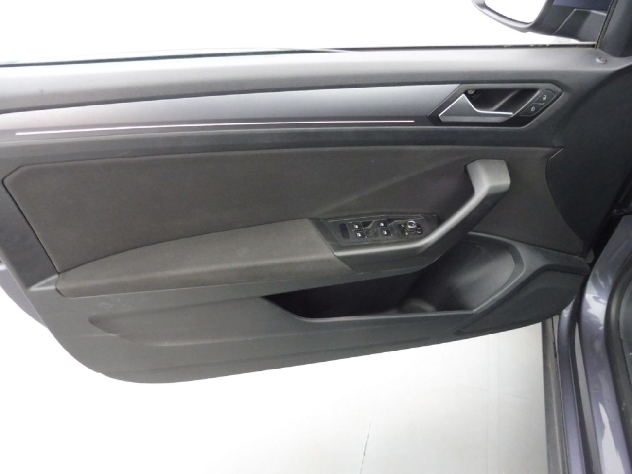 Mandataire VOLKSWAGEN T-Roc Cabriolet 1.5 TSI 150 DSGstyle