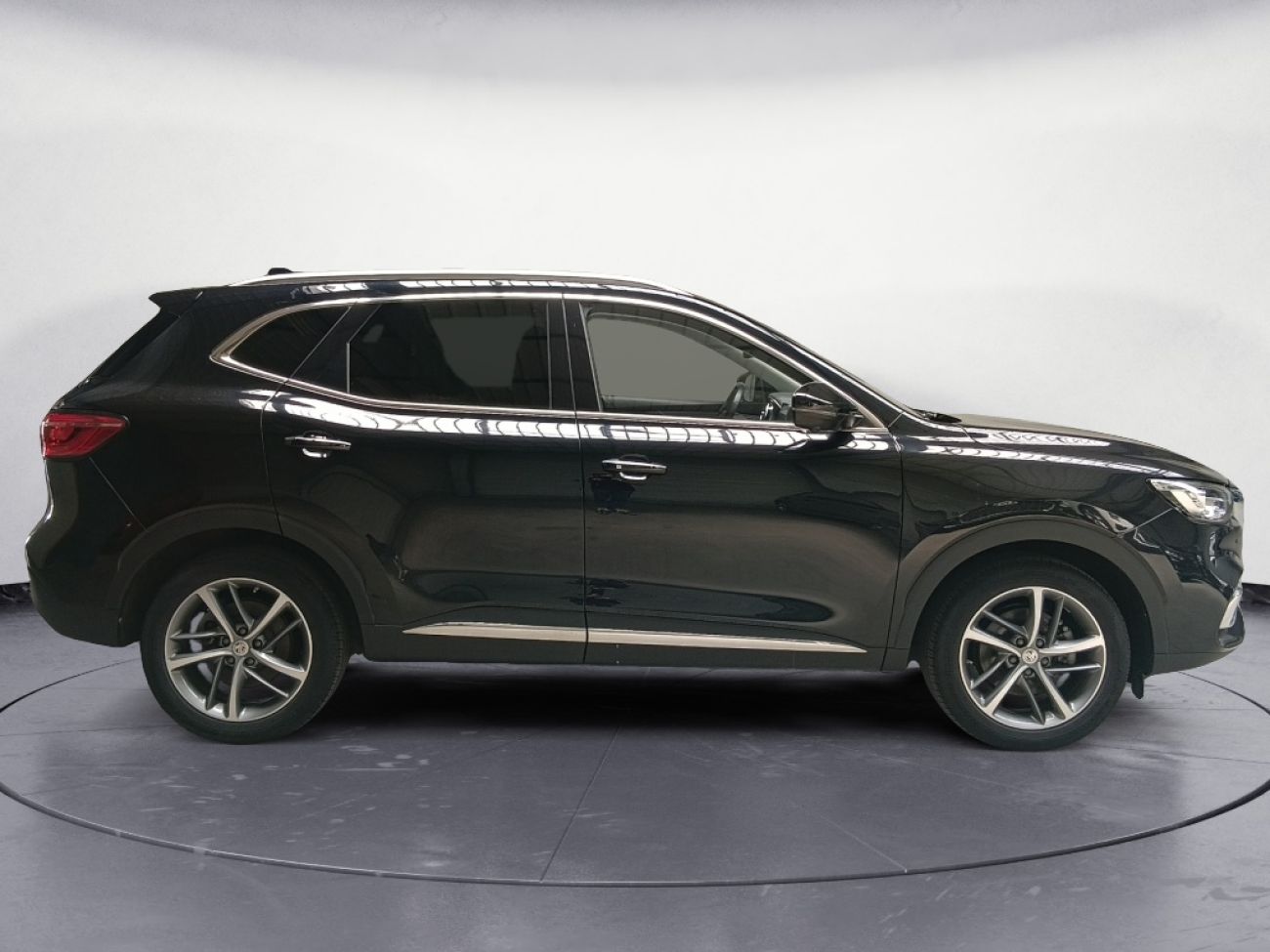 Mandataire MG HS 1.5 T-GDI 162 AT luxury