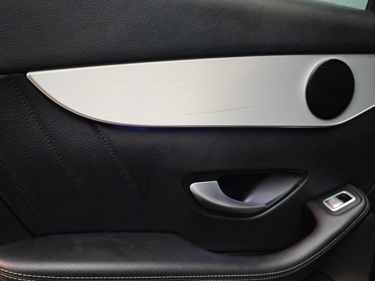 Mandataire MERCEDES GLC 300 de 9G-Tronic 4Matic AMG Line