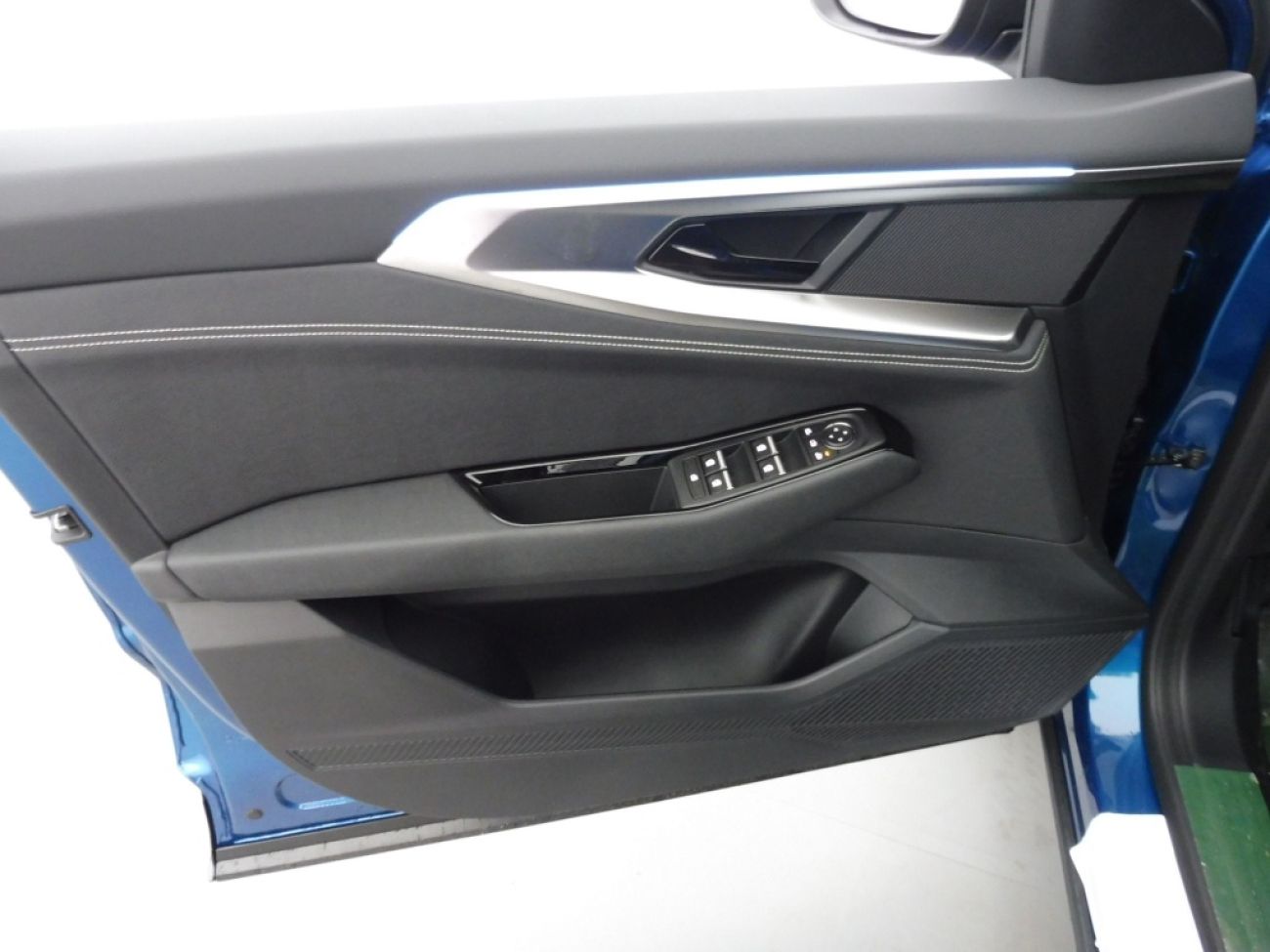 Mandataire RENAULT Austral 1.2 E-TECH FULL HYBRID 200CH TECHNO - 25