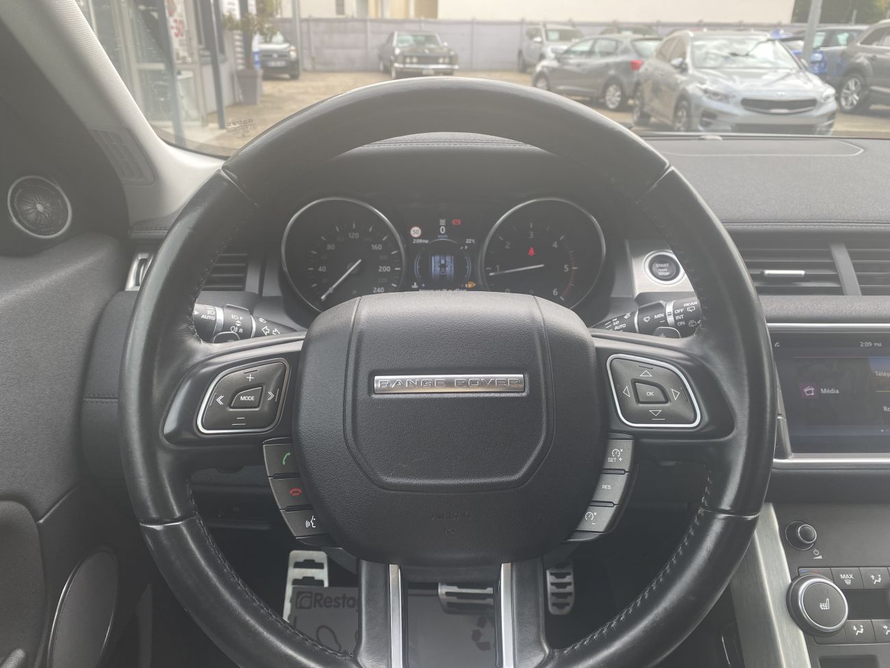 Mandataire LAND ROVER RANGE ROVER EVOQUE Mark IV TD4 150 BVA SE